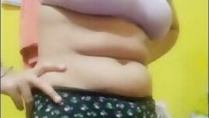 Beautiful bhabi show pussy selfie cam video
