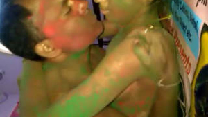Desi lovers indulge in Holi sex with bhang