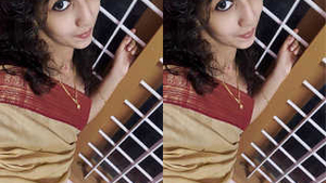 Mallu beauty flaunts her big boobs and shaved pussy in exclusive video