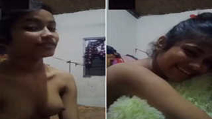Exclusive amateur Indian girl unveils her breasts