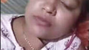 BD Girl Showing Her Boobs On Video Call