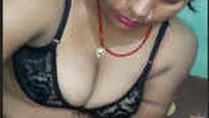 Indian couple MMS video Part 3: village setting